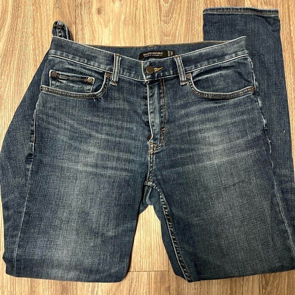 Men’s Banana Republic Athletic Tapered Blue Jeans